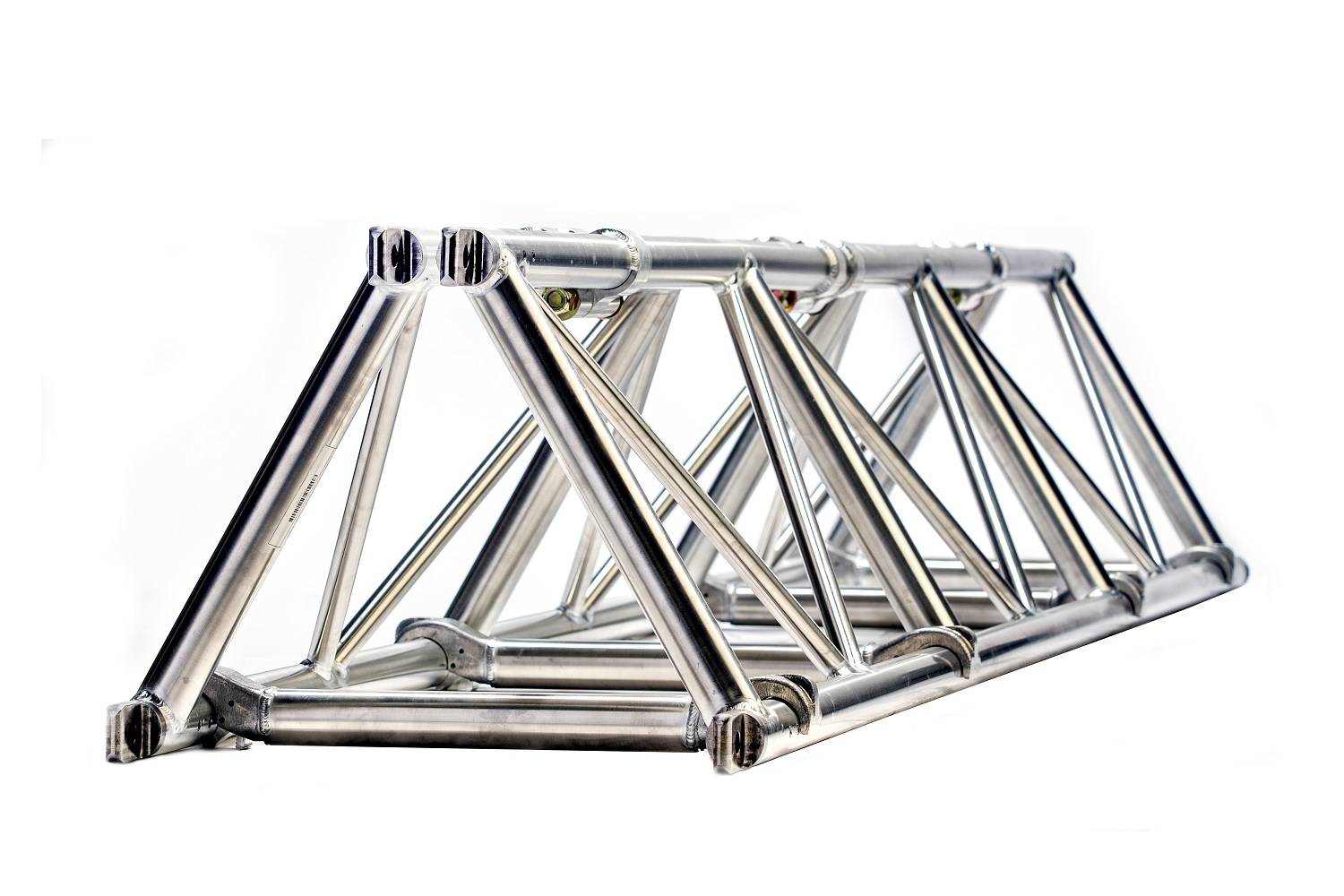 Folding triangle truss 20.5 spigoted