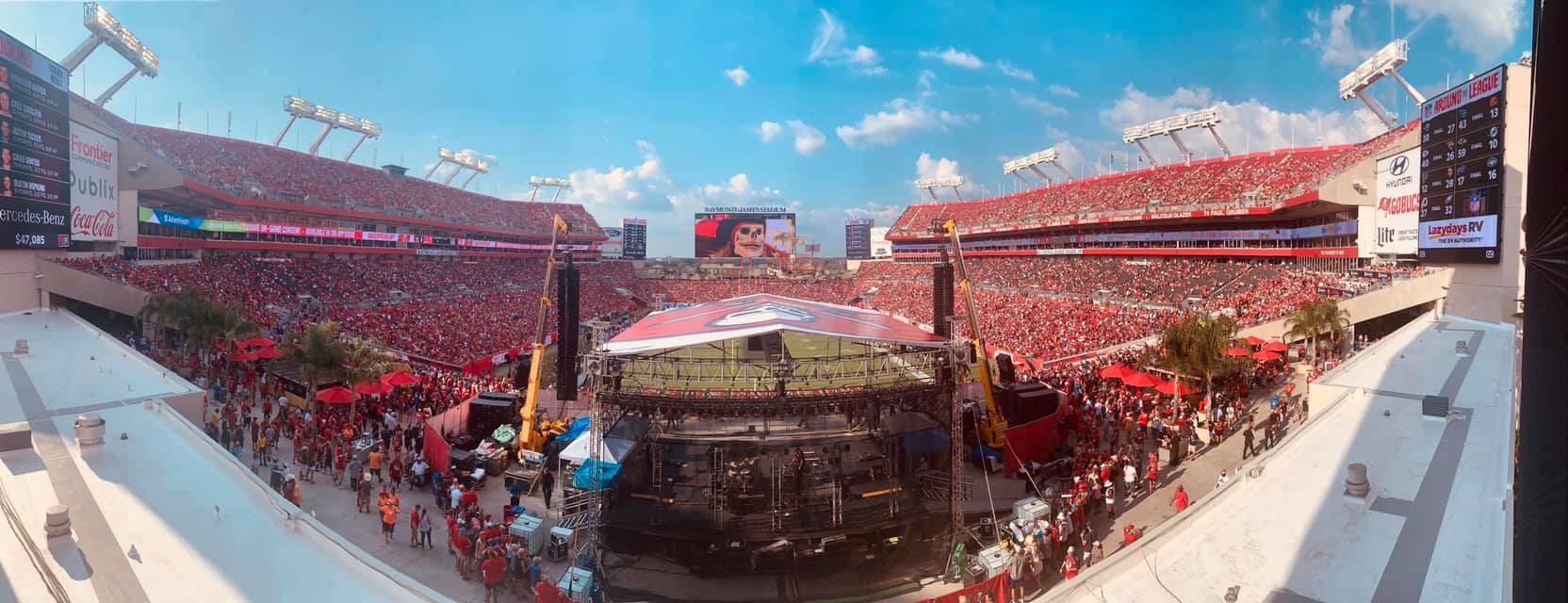 PRT Sunshade covers Buccaneers’ opening game